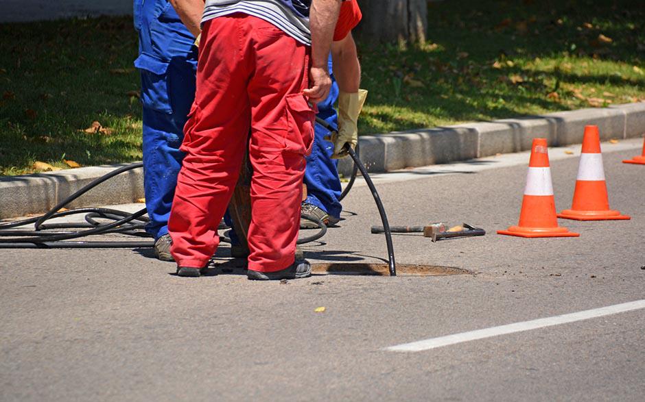 comment déboucher une douche Fourqueux