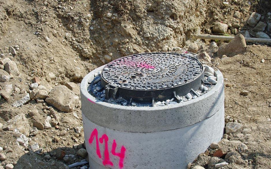 comment déboucher canalisation wc Suresnes